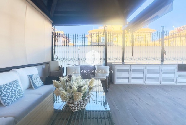 Segunda mano - Chalet -
Orihuela Costa - La Zenia