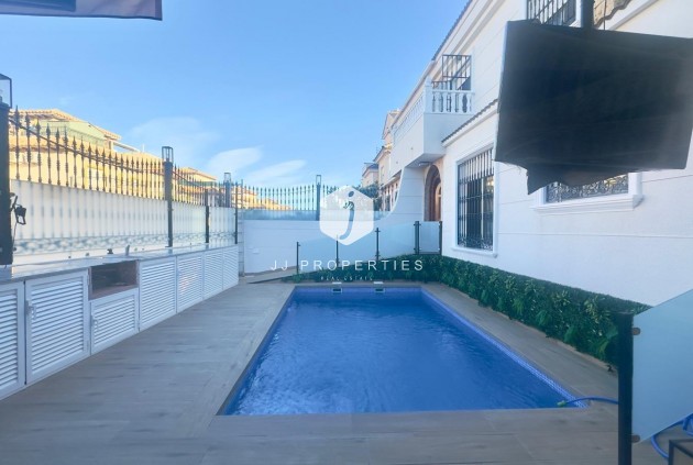 Segunda mano - Chalet -
Orihuela Costa - La Zenia