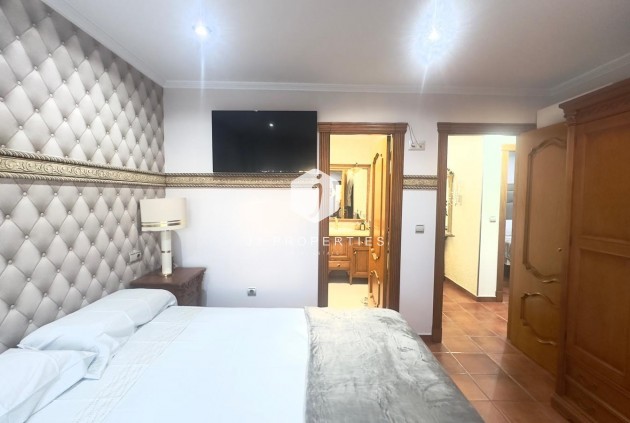 Segunda mano - Chalet -
Orihuela Costa - La Zenia