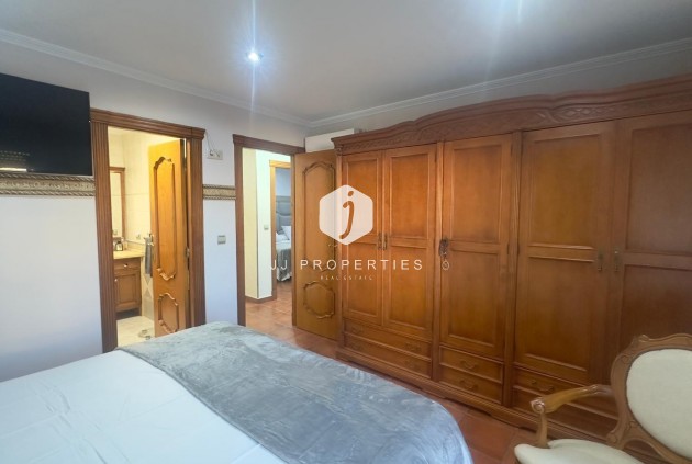 Segunda mano - Chalet -
Orihuela Costa - La Zenia