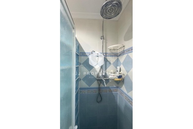 Segunda mano - Chalet -
Orihuela Costa - La Zenia