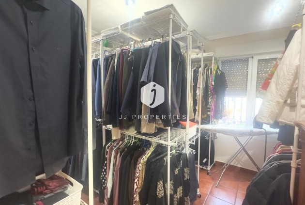 Segunda mano - Chalet -
Orihuela Costa - La Zenia