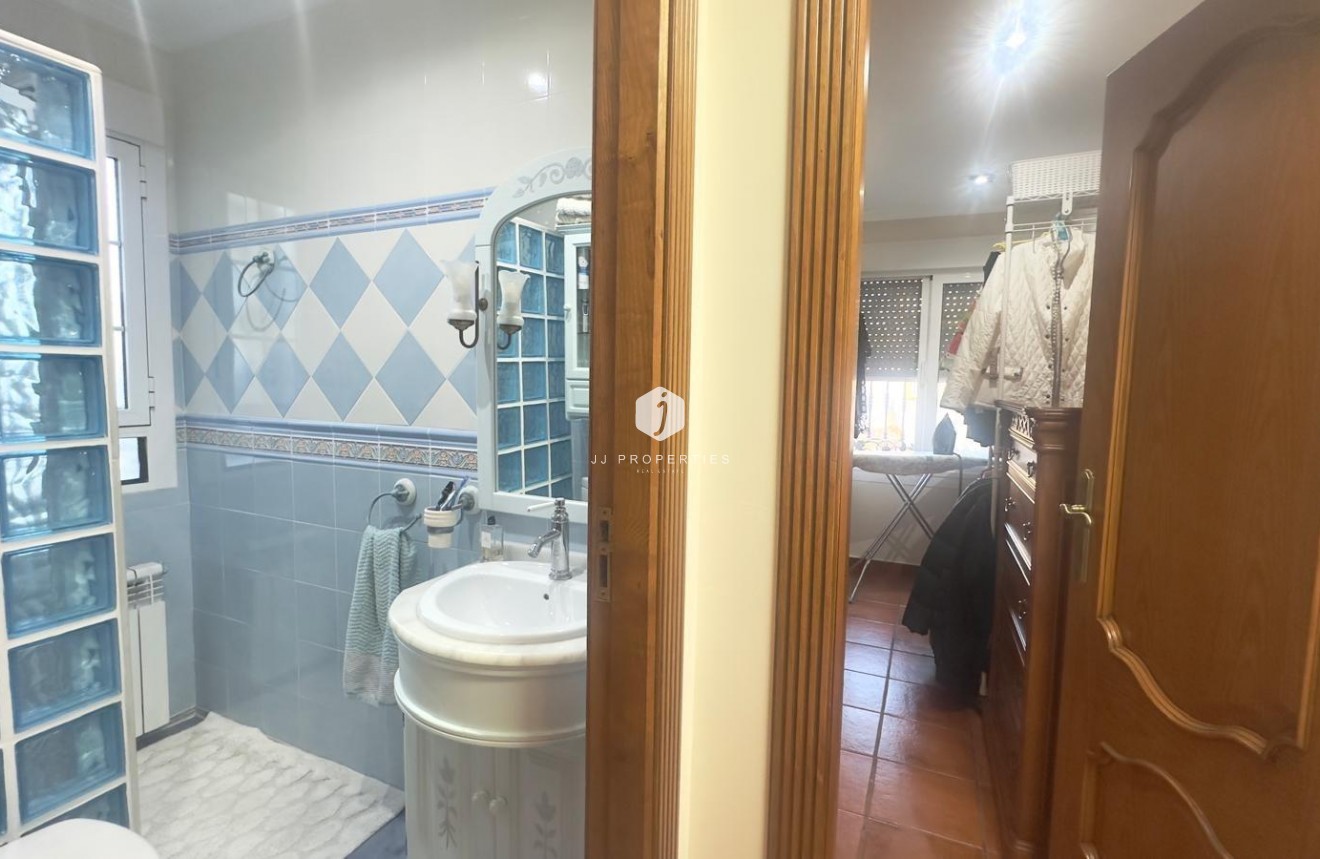 Segunda mano - Chalet -
Orihuela Costa - La Zenia