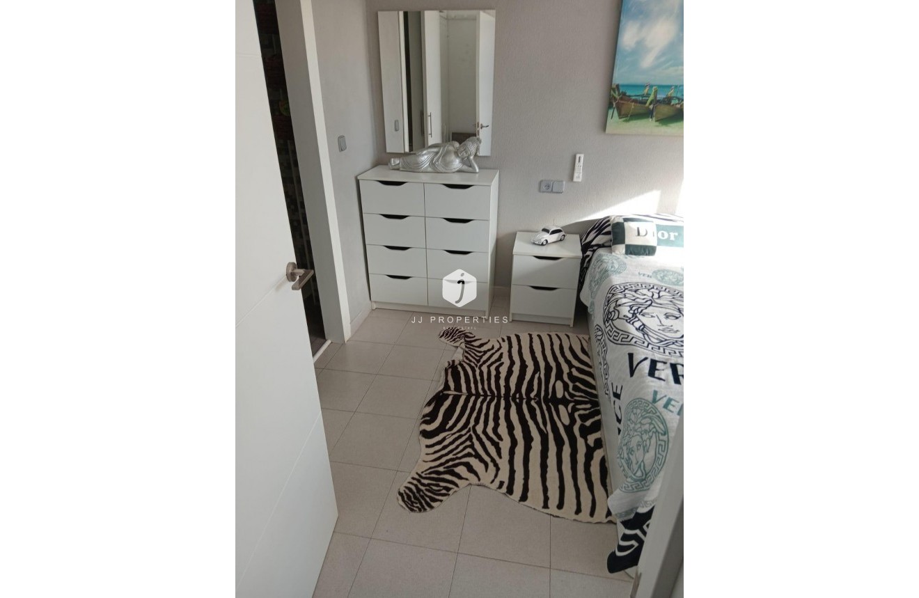 Z drugiej ręki - Daszek -
Torrevieja