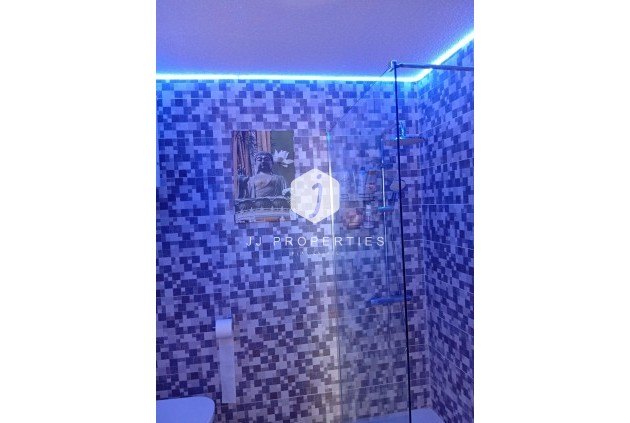 Z drugiej ręki - Daszek -
Torrevieja