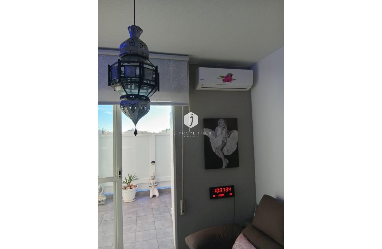 Z drugiej ręki - Daszek -
Torrevieja