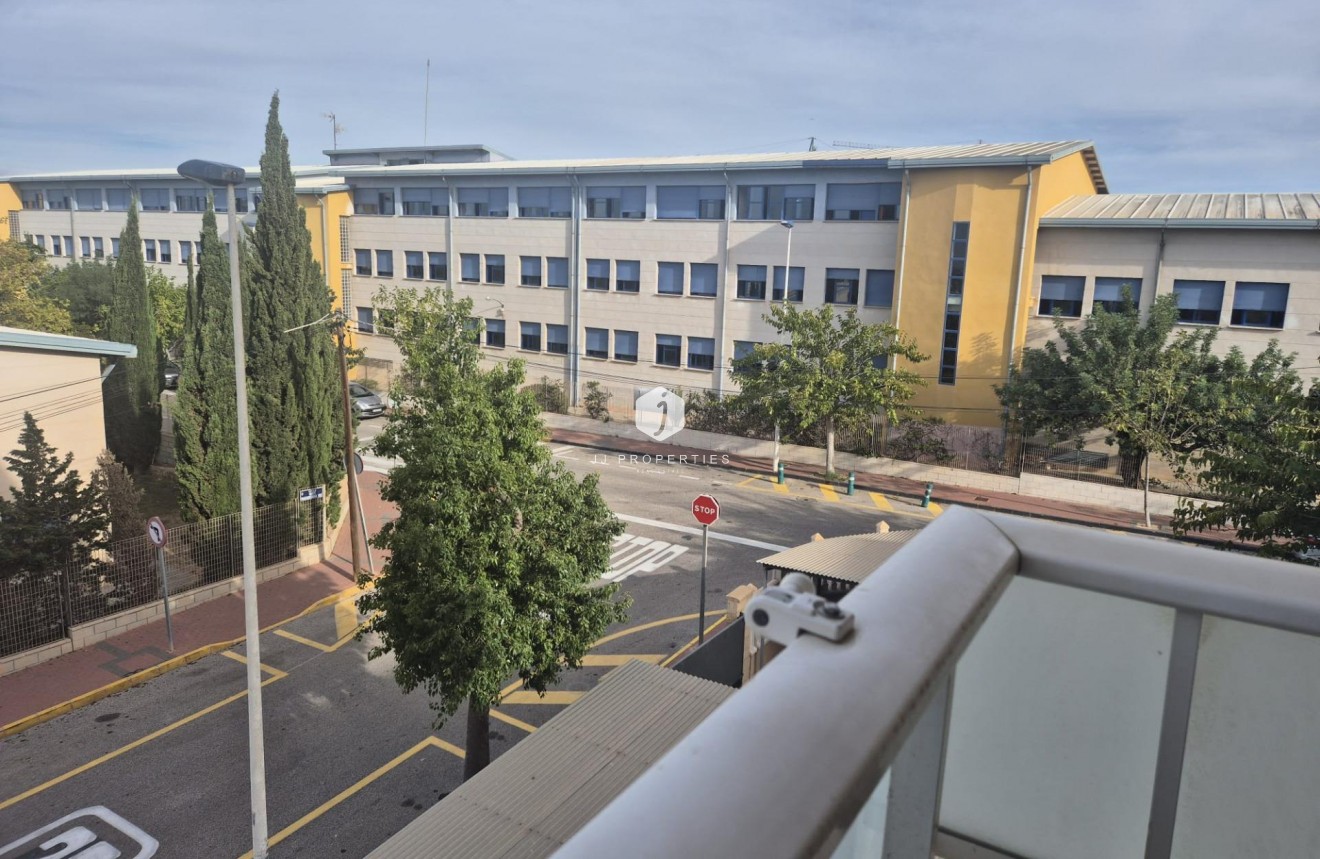 Segunda mano - Apartamento / piso -
Torrevieja - aguas nuevas