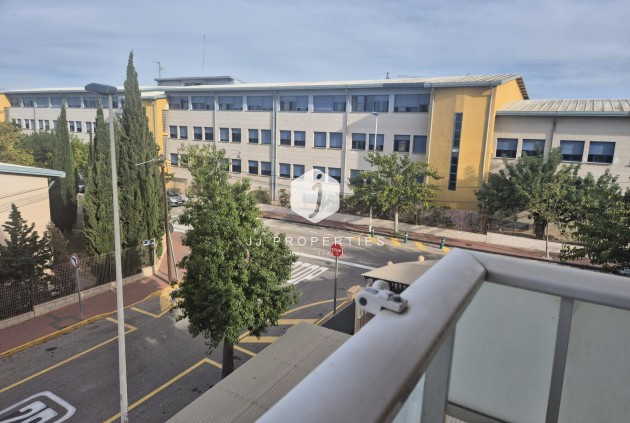 Segunda mano - Apartamento / piso -
Torrevieja - aguas nuevas