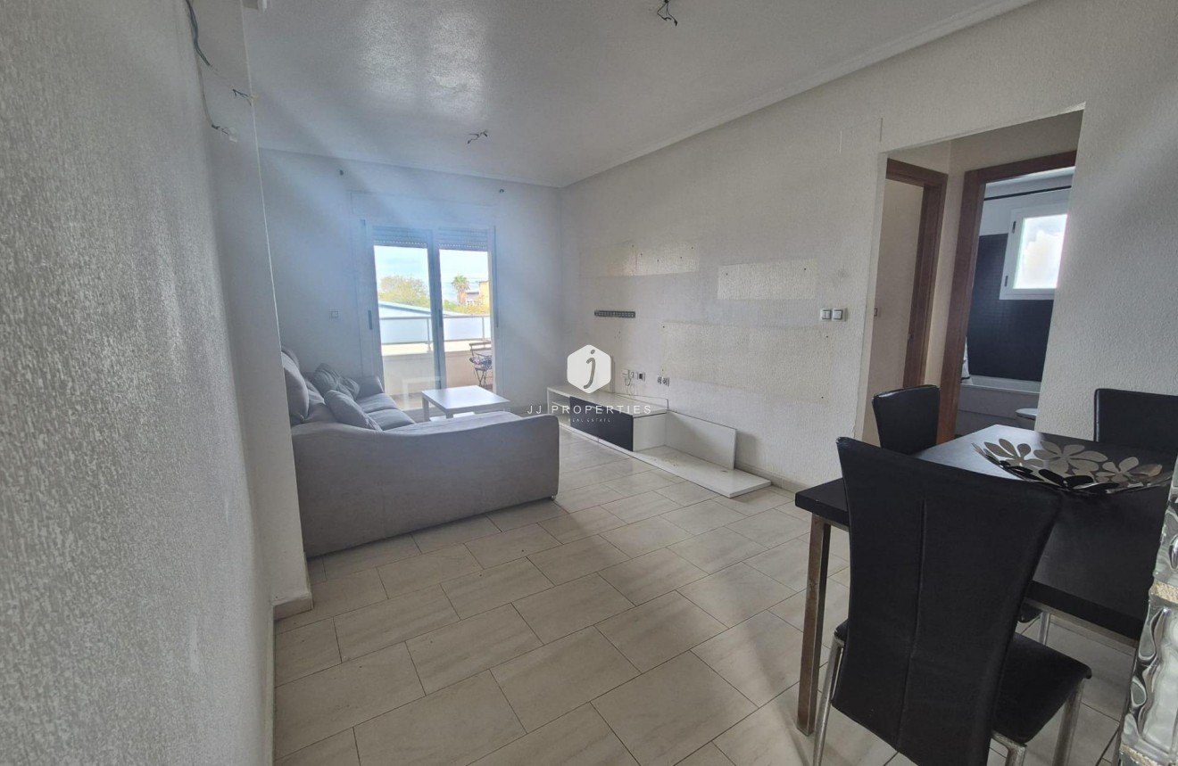 Segunda mano - Apartamento / piso -
Torrevieja - aguas nuevas