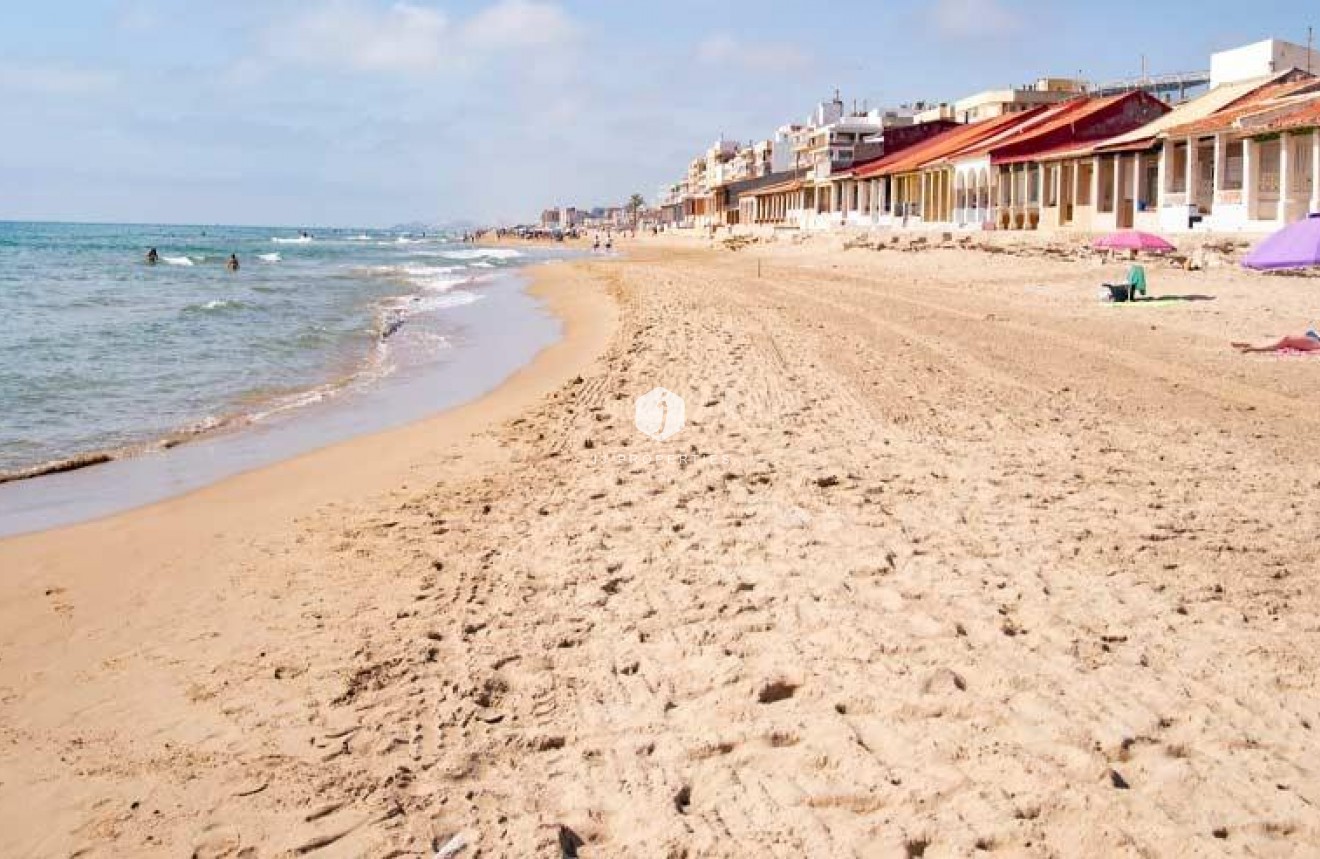 Neue Gebäude - Penthouse -
Guardamar del Segura - Pueblo