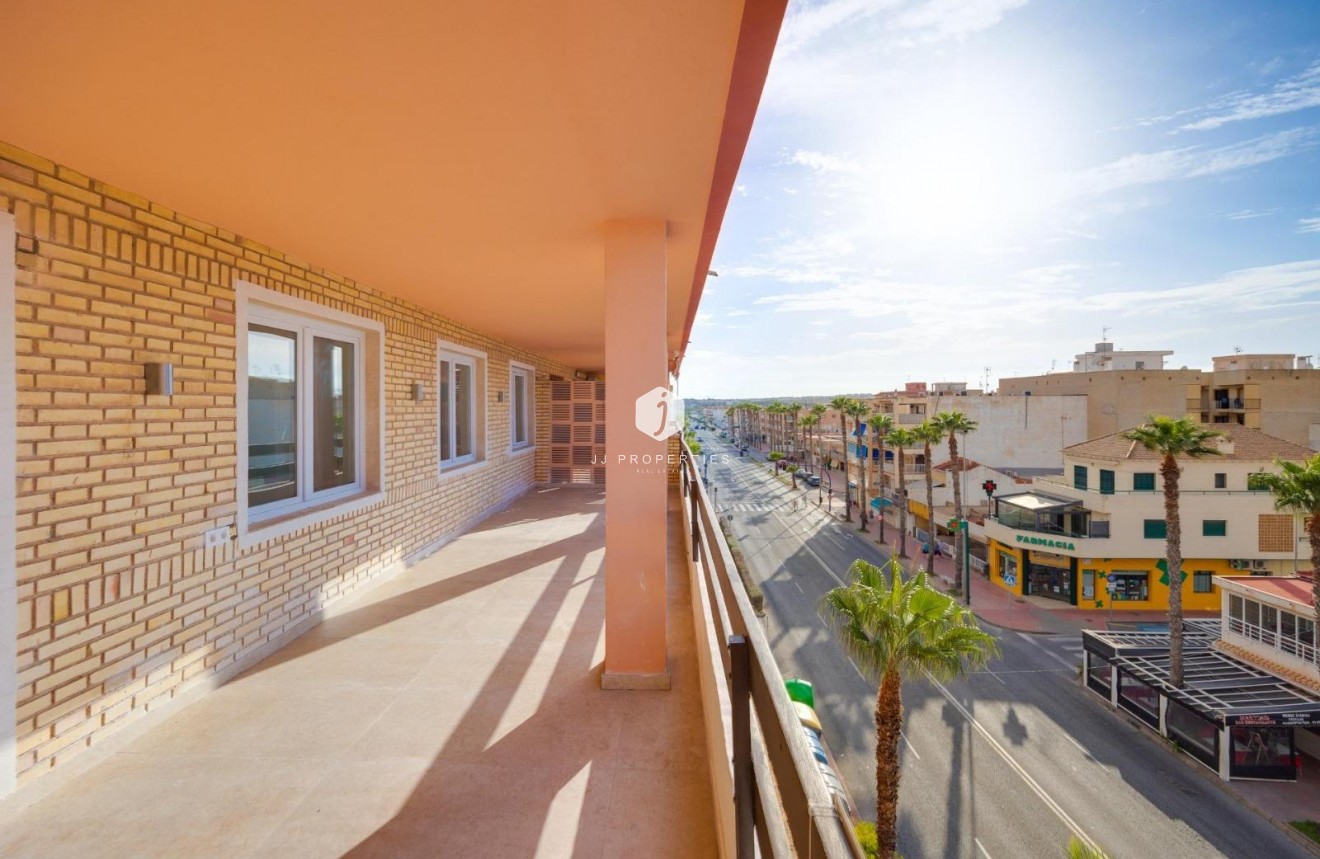 Segunda mano - Apartamento / piso -
Torrevieja - Costa Blanca