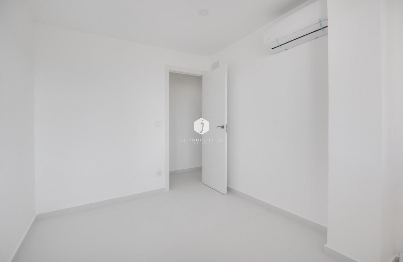 Segunda mano - Apartamento / piso -
Torrevieja - Costa Blanca