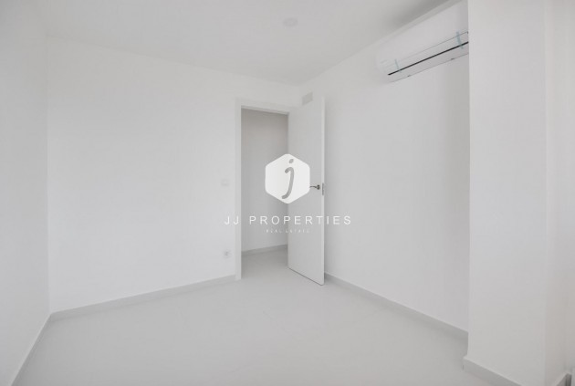 Segunda mano - Apartamento / piso -
Torrevieja - Costa Blanca