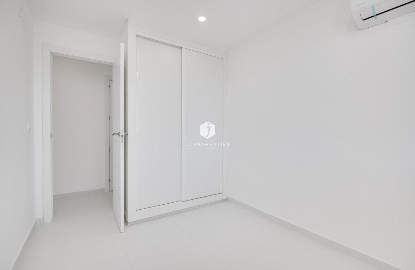 Segunda mano - Apartamento / piso -
Torrevieja - Costa Blanca