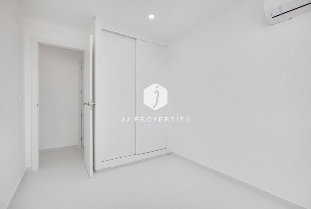 Segunda mano - Apartamento / piso -
Torrevieja - Costa Blanca