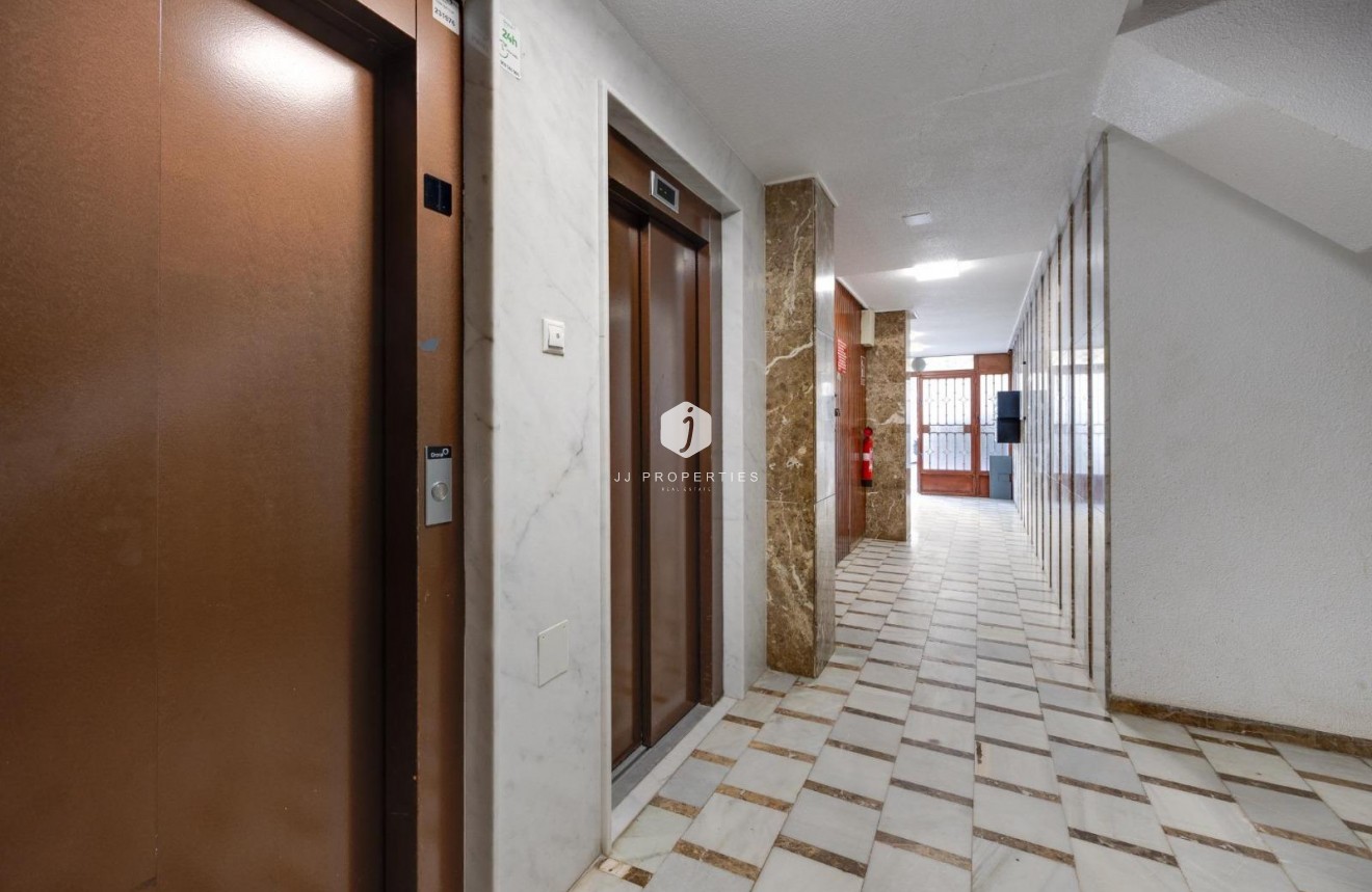 Segunda mano - Apartamento / piso -
Torrevieja - Costa Blanca