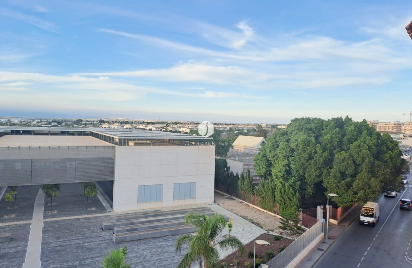Segunda mano - Apartamento / piso -
Torrevieja - Costa Blanca
