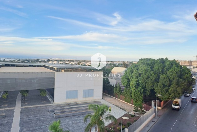 Segunda mano - Apartamento / piso -
Torrevieja - Costa Blanca