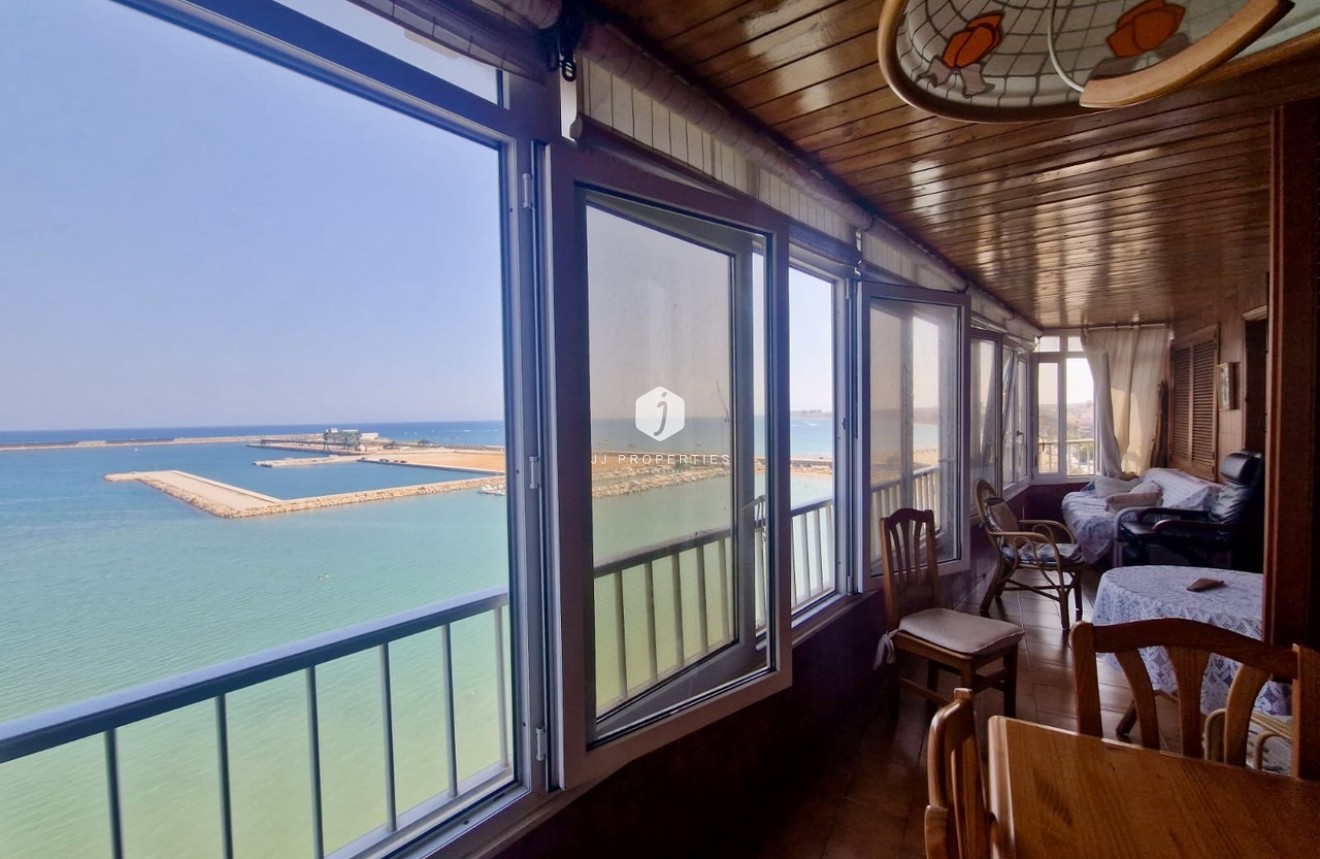 Segunda mano - Apartamento / piso -
Torrevieja - Costa Blanca