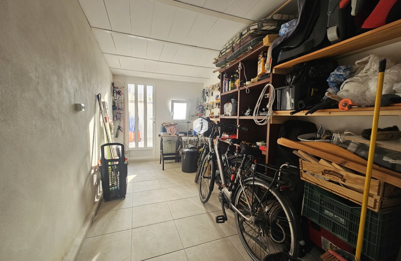 Segunda mano - Bungalow -
La Zenia - Costa Blanca