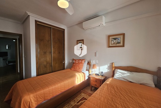 Segunda mano - Bungalow -
La Zenia - Costa Blanca