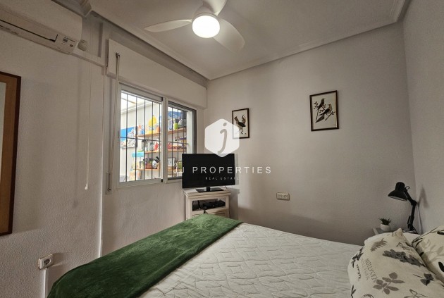 Segunda mano - Bungalow -
La Zenia - Costa Blanca