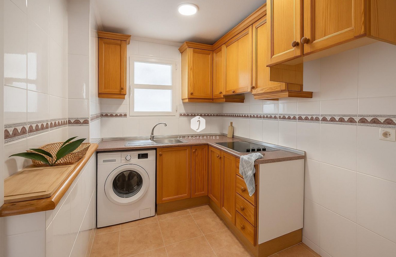 Segunda mano - Apartamento / piso -
Torrevieja - PARQUE DE LAS NACIONES