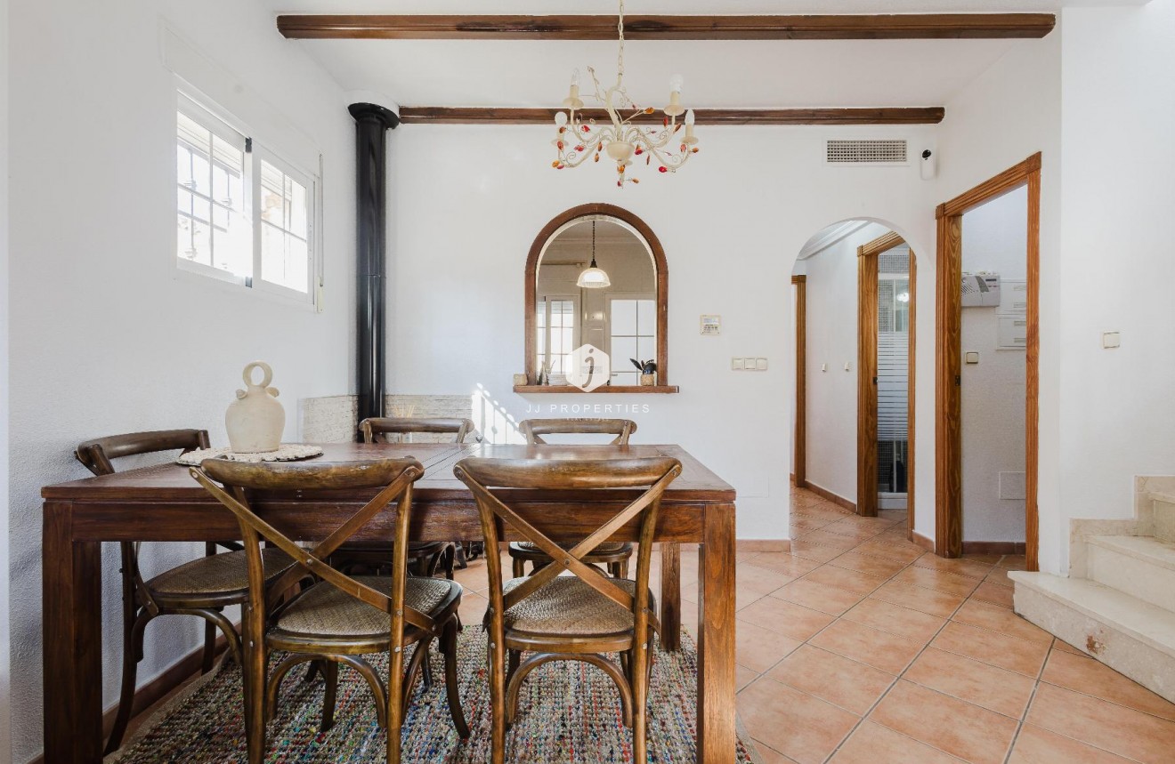 D'occasion - Villa -
Algorfa - Inland