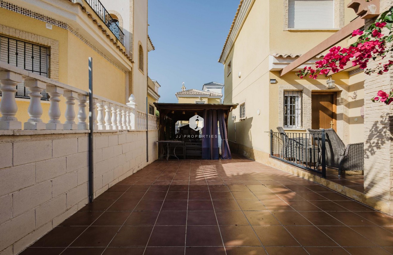 D'occasion - Villa -
Algorfa - Inland