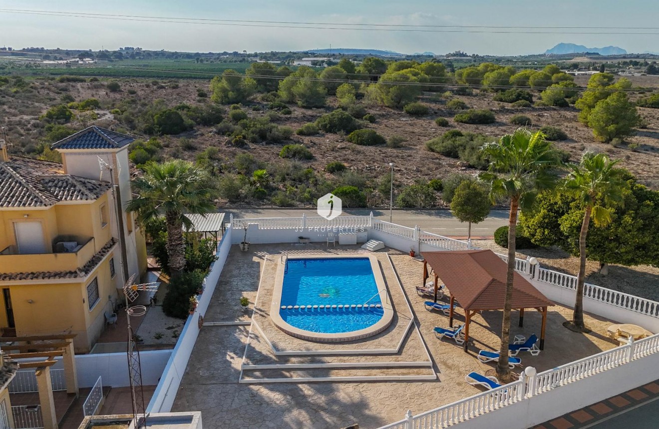 D'occasion - Villa -
Algorfa - Inland
