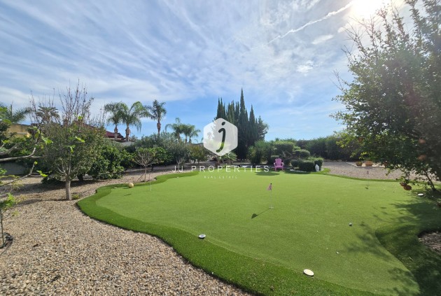 Segunda mano - Casa de campo -
Dolores - Costa Blanca