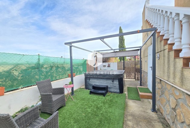 Segunda mano - Casa de campo -
Dolores - Costa Blanca