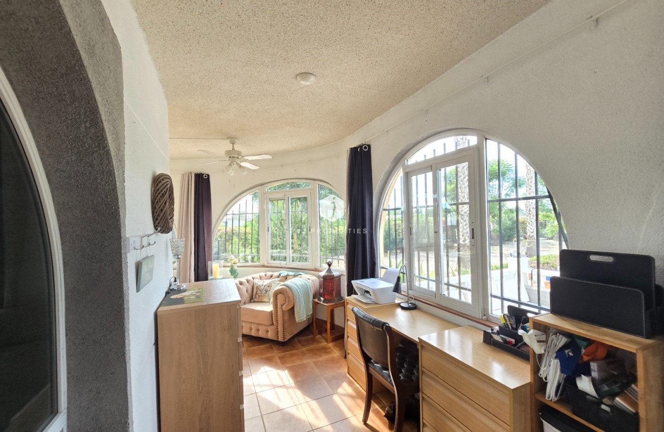 Segunda mano - Casa de campo -
Dolores - Costa Blanca