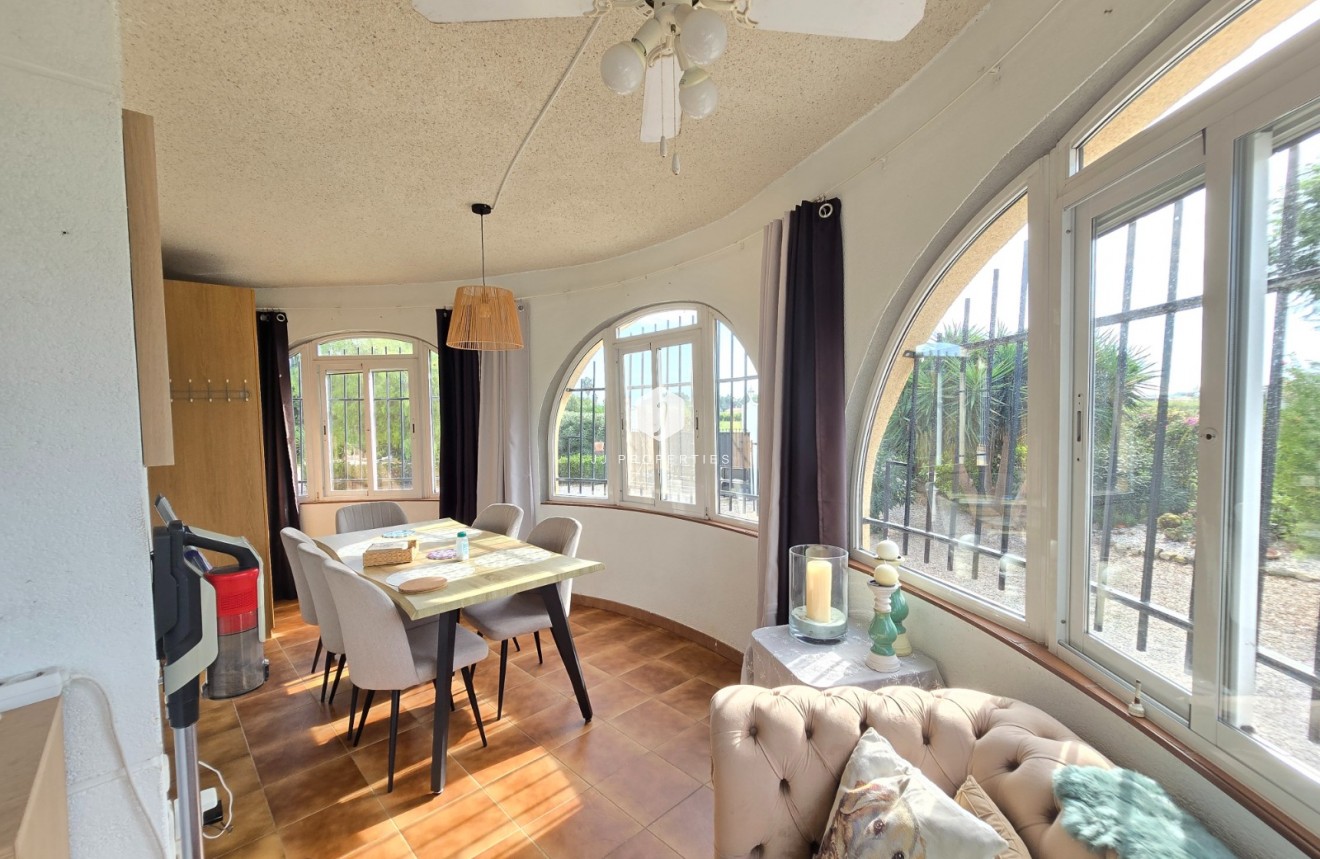 Segunda mano - Casa de campo -
Dolores - Costa Blanca