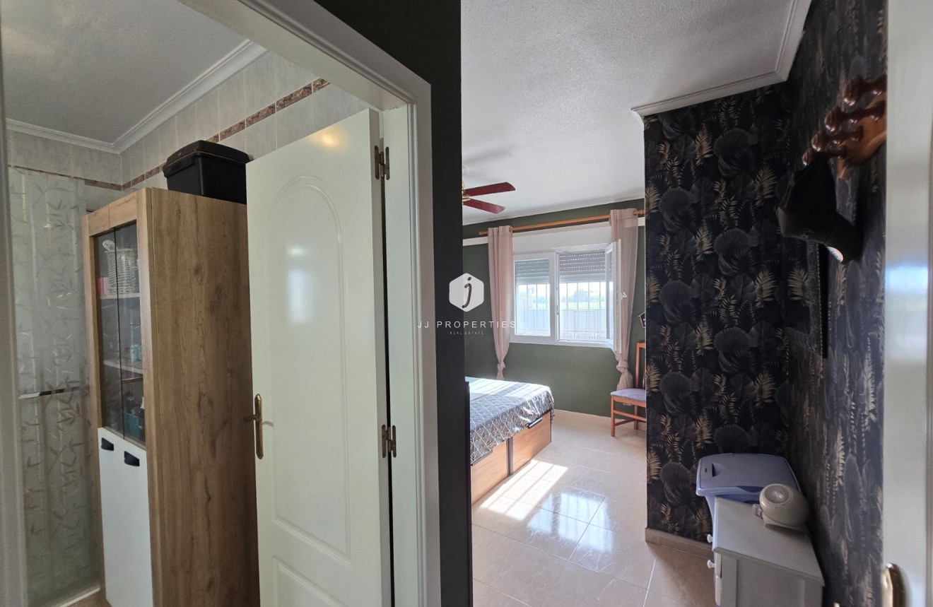 Segunda mano - Casa de campo -
Dolores - Costa Blanca