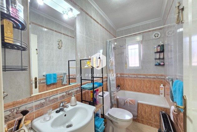 Segunda mano - Casa de campo -
Dolores - Costa Blanca