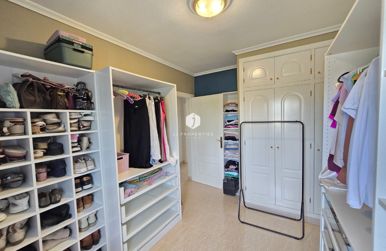 Segunda mano - Casa de campo -
Dolores - Costa Blanca