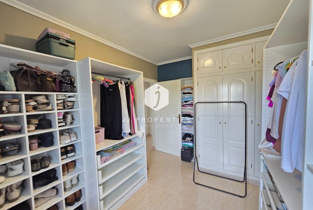 Segunda mano - Casa de campo -
Dolores - Costa Blanca