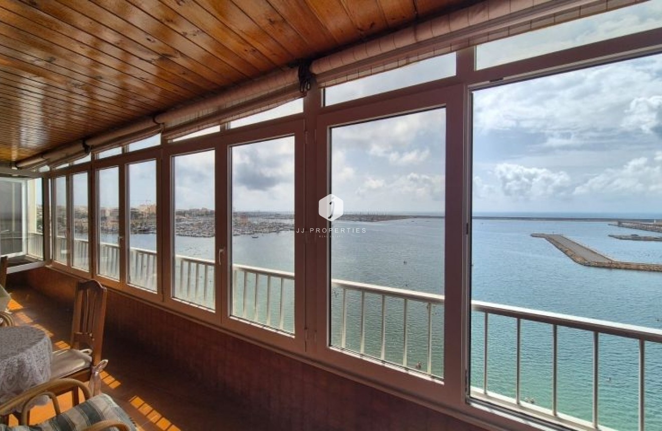 Segunda mano - Apartamento / piso -
Torrevieja - Costa Blanca