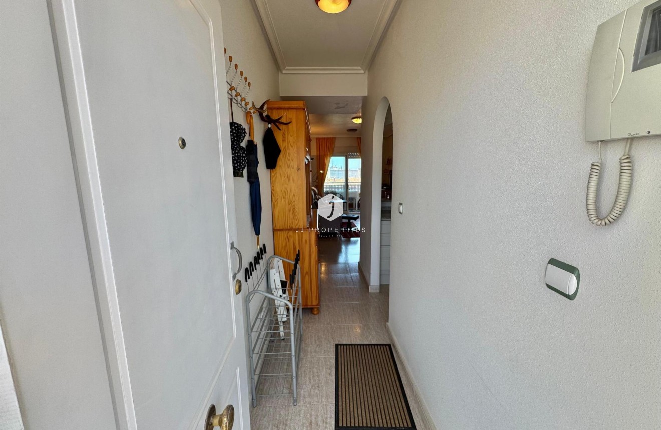 D'occasion - Appartement -
Almoradí - Inland