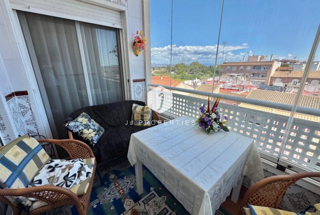 D'occasion - Appartement -
Almoradí - Inland