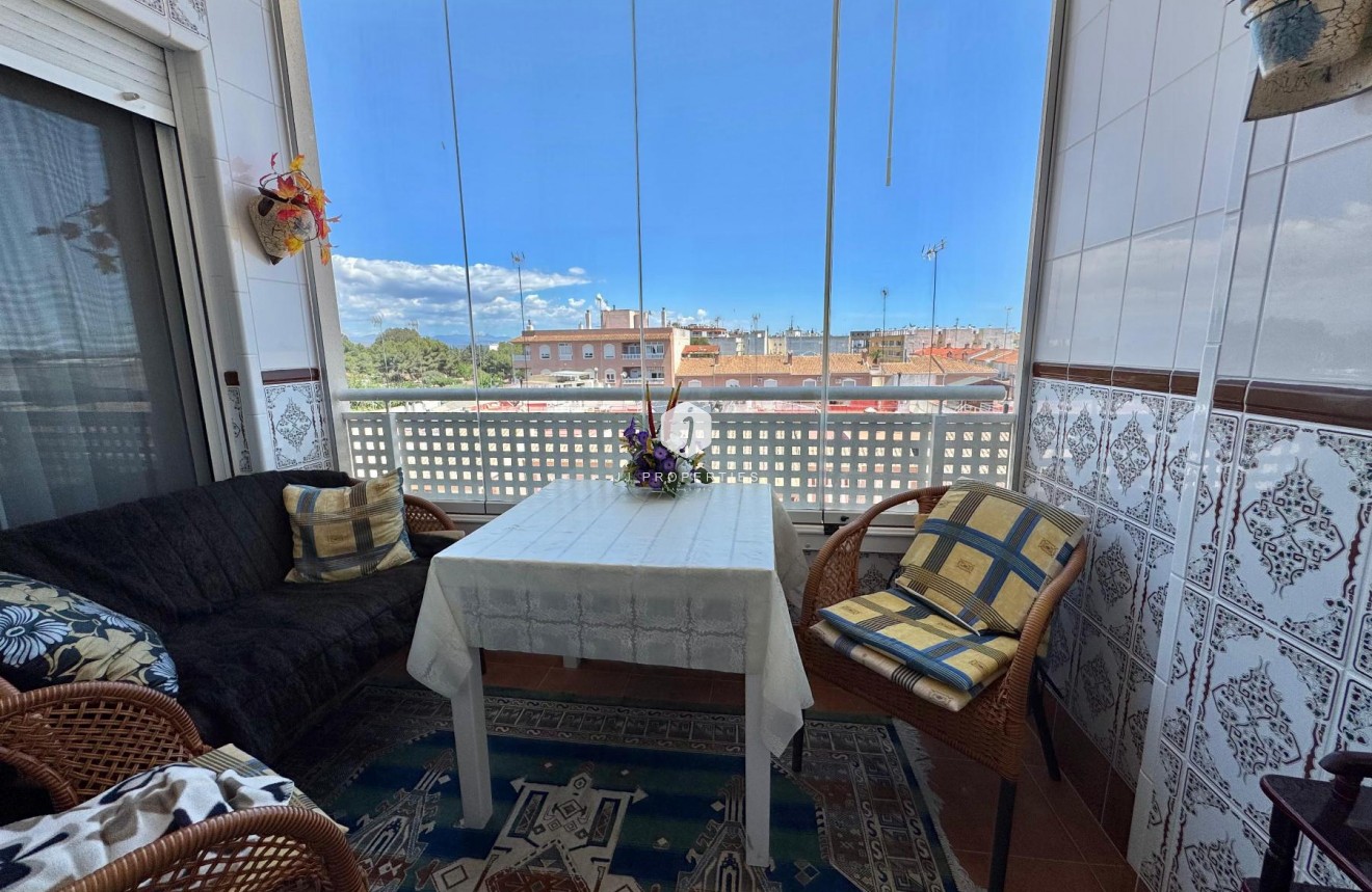 D'occasion - Appartement -
Almoradí - Inland