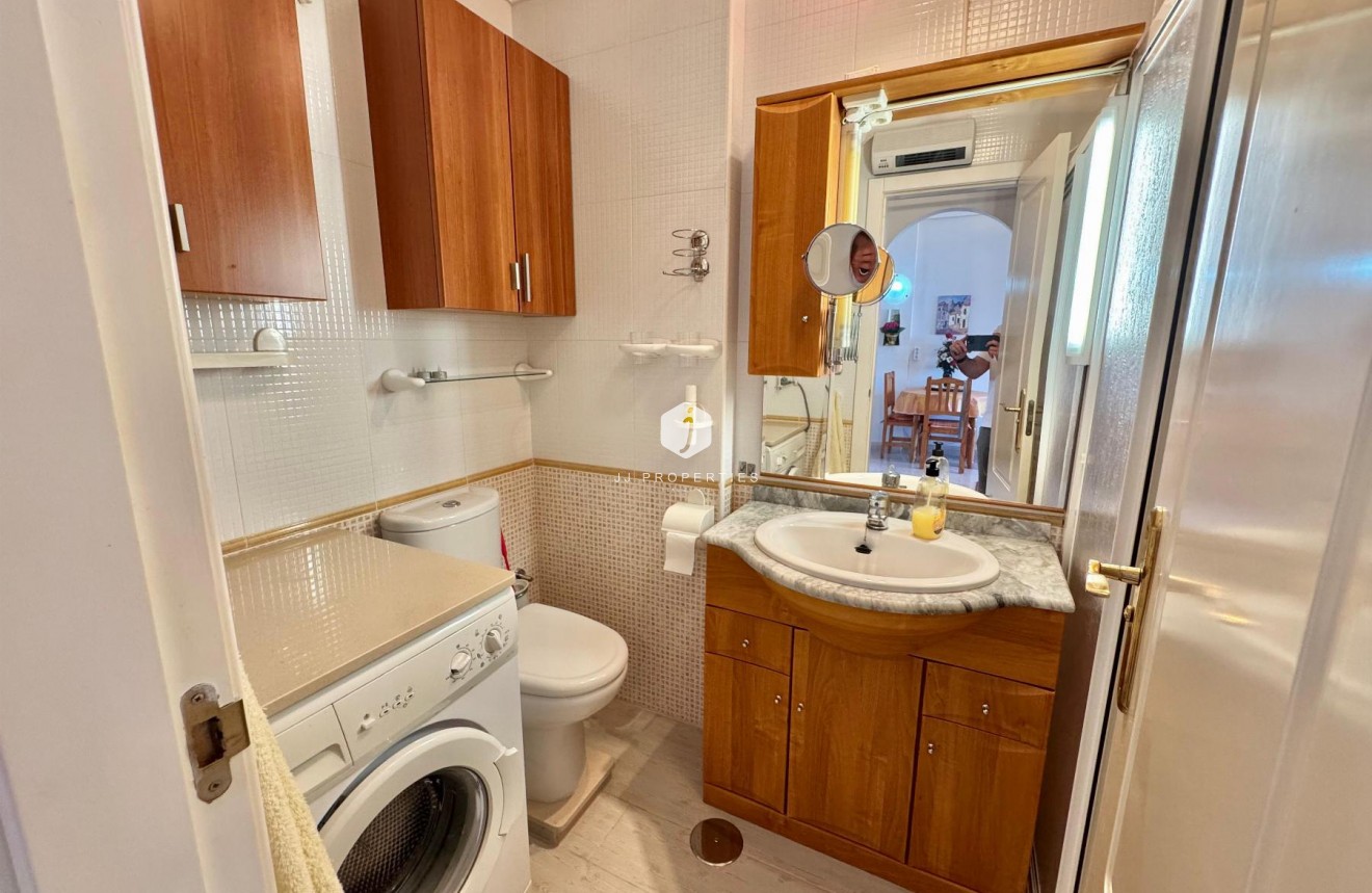 D'occasion - Appartement -
Almoradí - Inland