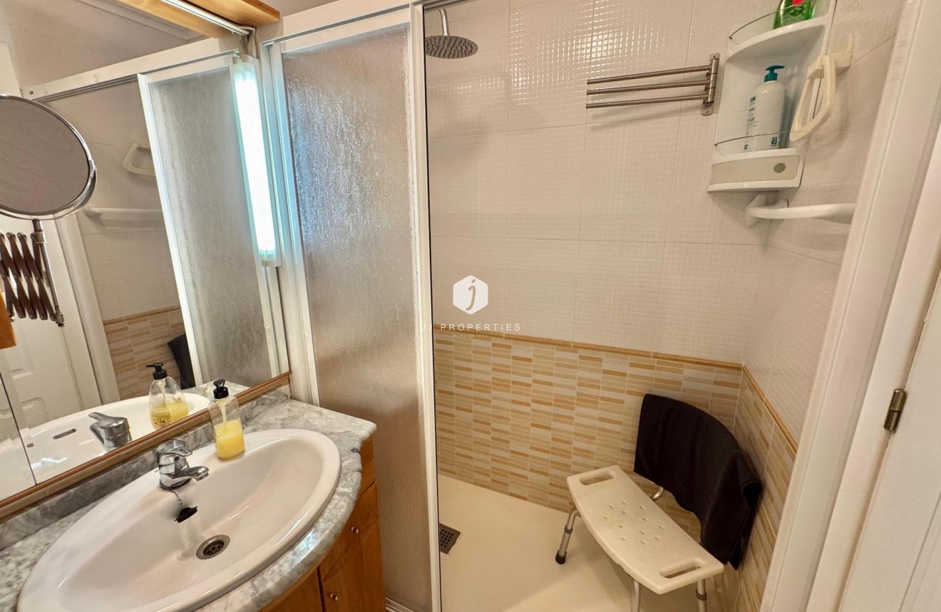 D'occasion - Appartement -
Almoradí - Inland