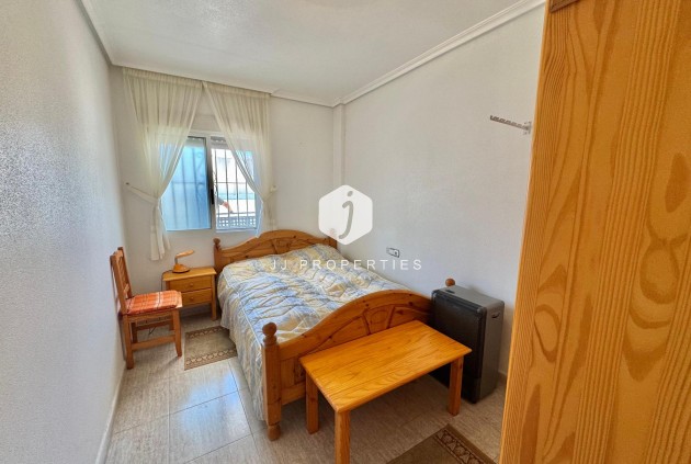 D'occasion - Appartement -
Almoradí - Inland