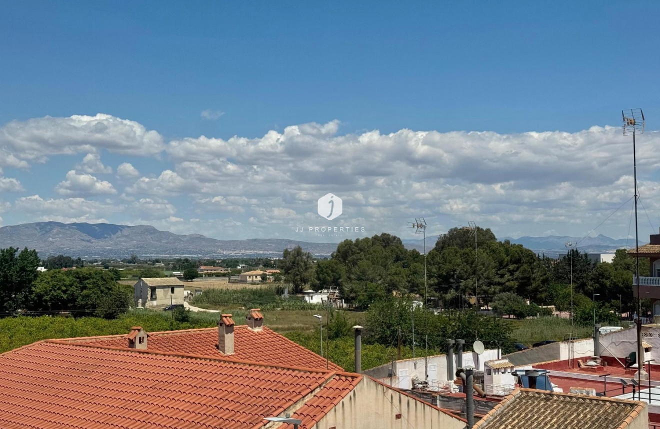 D'occasion - Appartement -
Almoradí - Inland