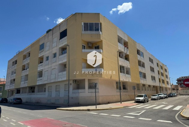 D'occasion - Appartement -
Almoradí - Inland