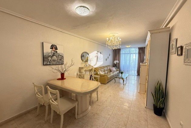 Aus zweiter Hand - Chalet -
Torrevieja - Calas blanca