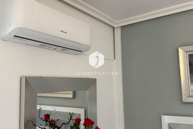 Aus zweiter Hand - Chalet -
Torrevieja - Calas blanca