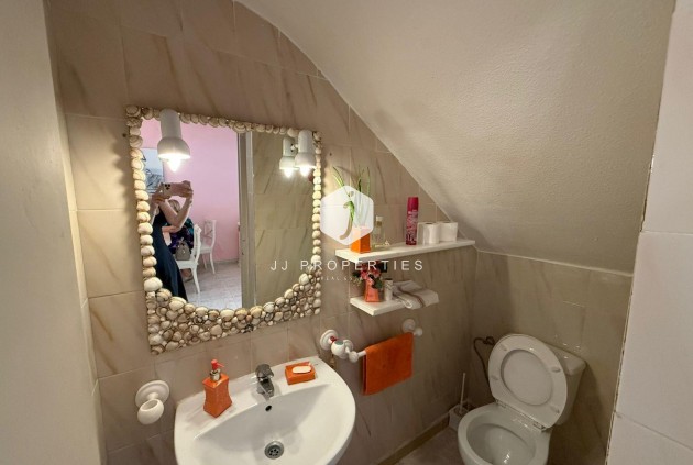 Aus zweiter Hand - Chalet -
Torrevieja - Calas blanca